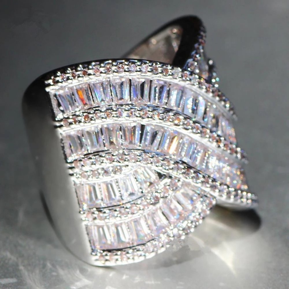 NEW 8.2 ct Silver Baguette Round Diamond Ring - Picture 2 of 4